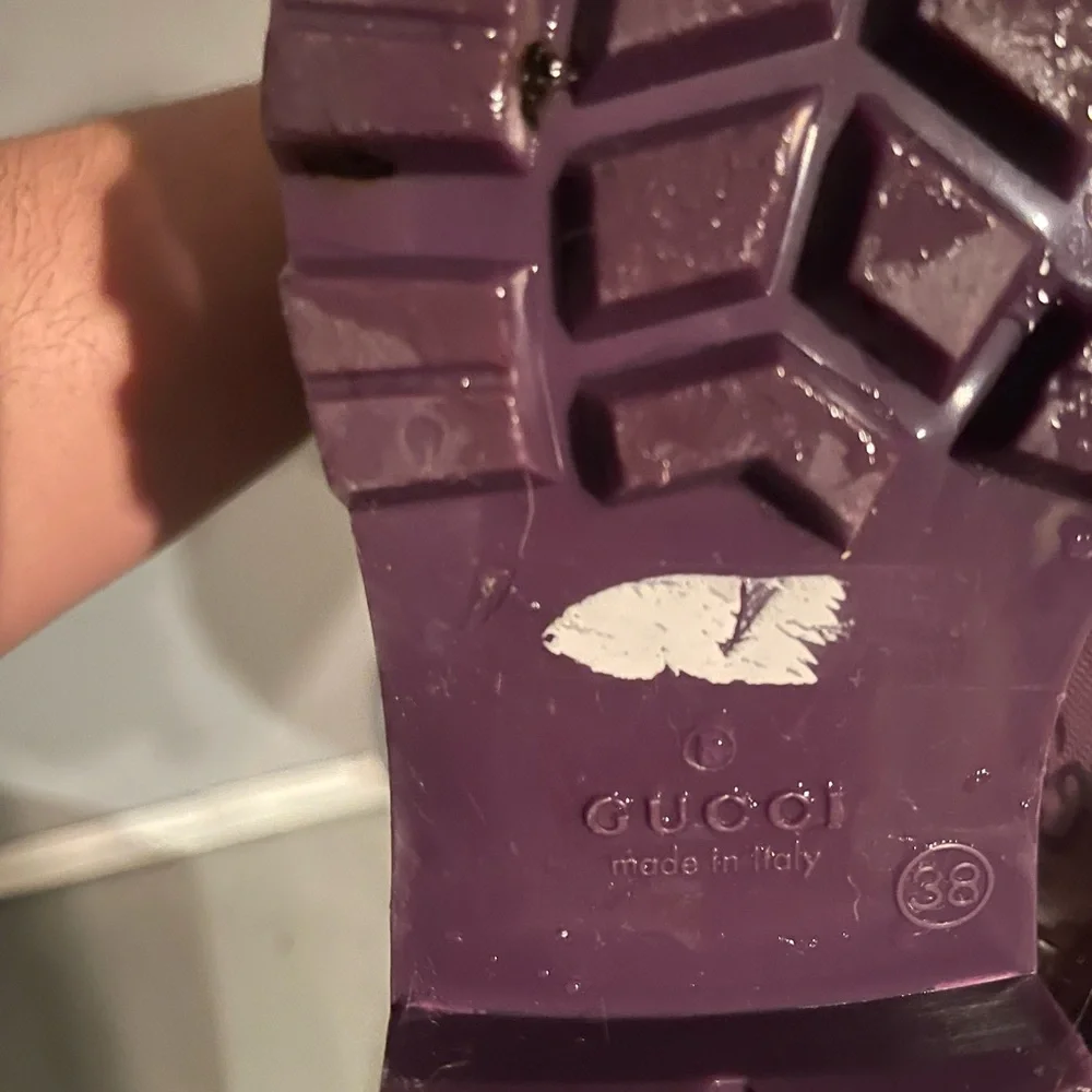 Gucci Purple GG Logo Rain Boots - Picture 6 of 6
